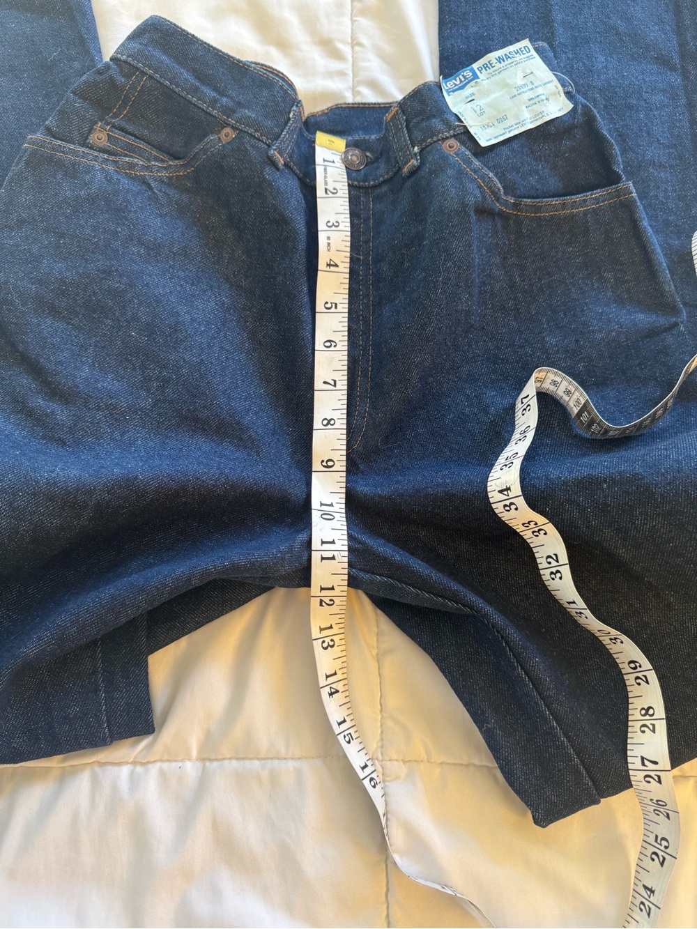 NWT Vintage 1977 Levi's Pre-Washed Dark Denim Straight Leg Jeans Womens 12 - Picture 7 of 8